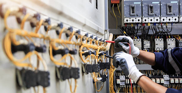 Professional Electrician technician working in Castle Shannon, PA